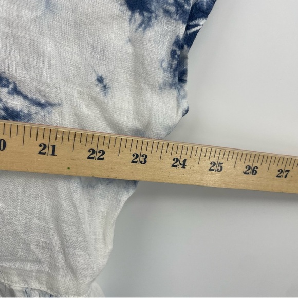 Rachael Zoe 100% linen Tie Dye Top Size Large white blue peplum Ruffle hem - Picture 6 of 7
